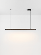 SPAN 02 — prodotto completo su sfondo bianco, finitura nera